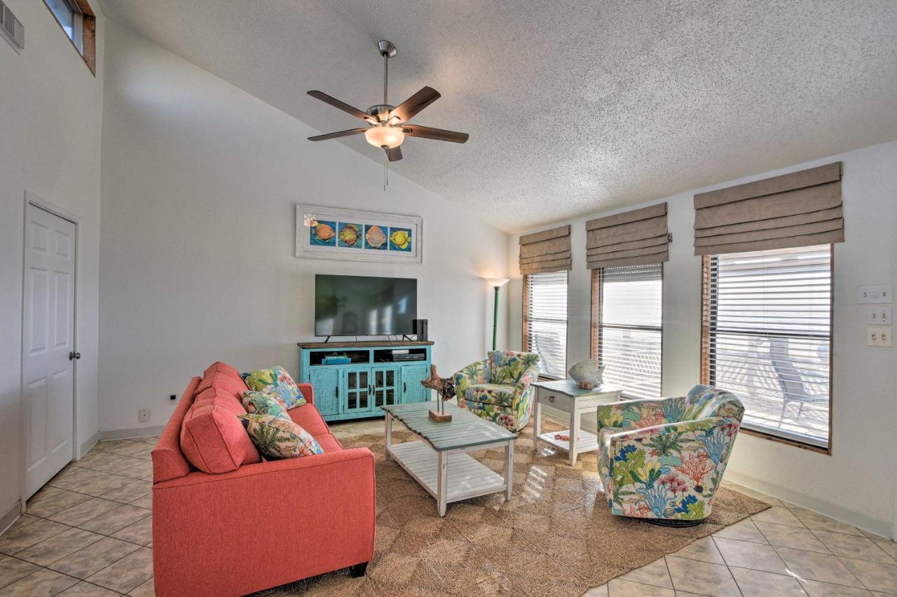 Galveston Beachfront House With Deck And Ocean Views! Exterior photo