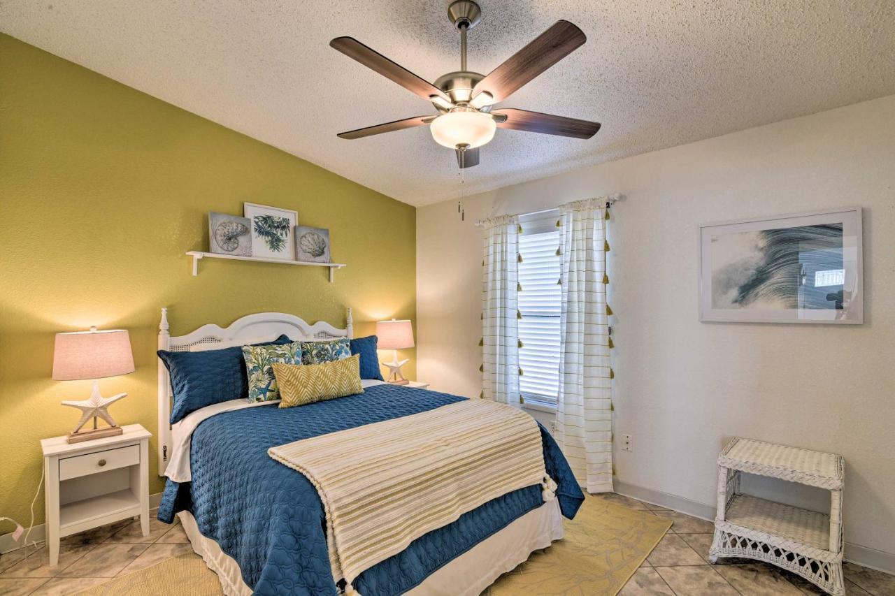 Galveston Beachfront House With Deck And Ocean Views! Exterior photo